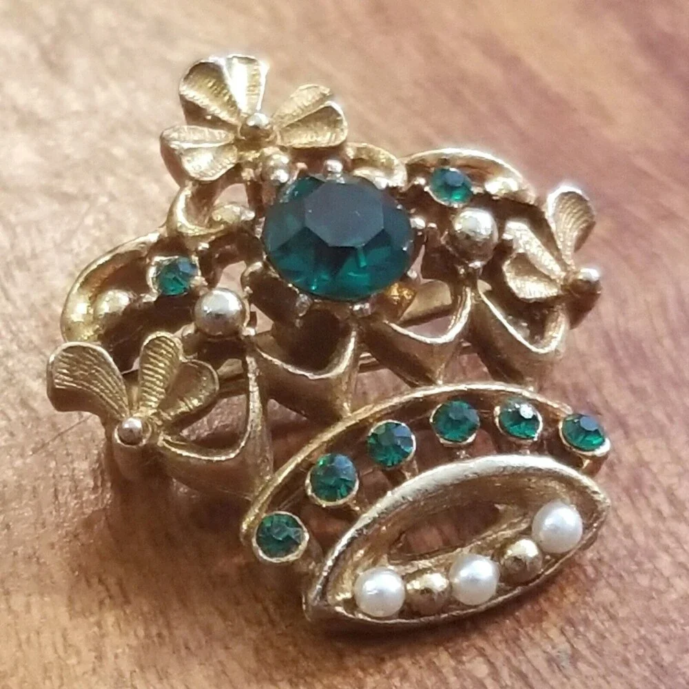 Vintage Irish Shamrock Crown Brooch Gold Tone Set w/ Faux Emerald Rhinestones